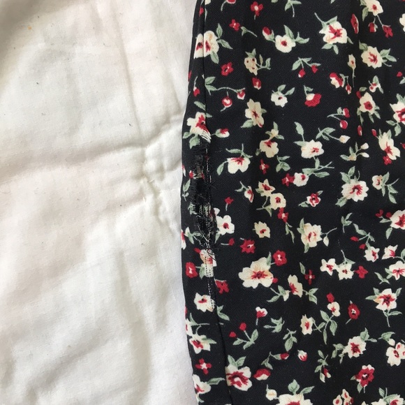 Maternity/Nursing Black Floral Maxi Dress 🖤 - Picture 7 of 7